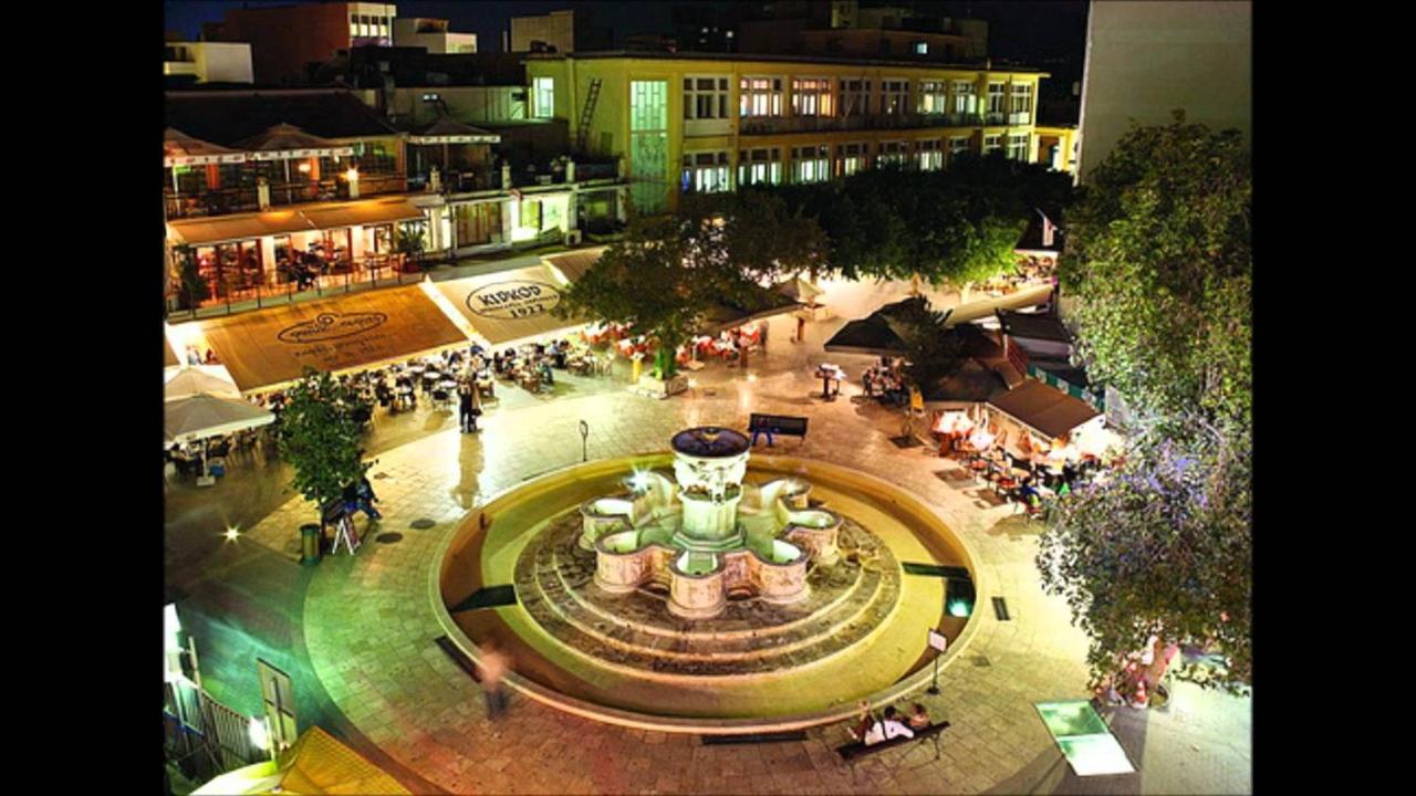 Archipelagos Apt In The Heart Of The City Iraklio Exterior foto